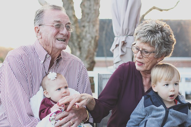 Los audífonos se pueden adaptar a cualquier edad